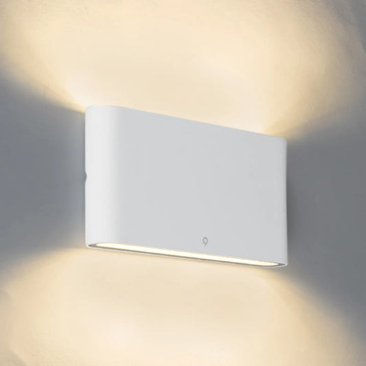 Futuristisk vägglampa i rektangulär form